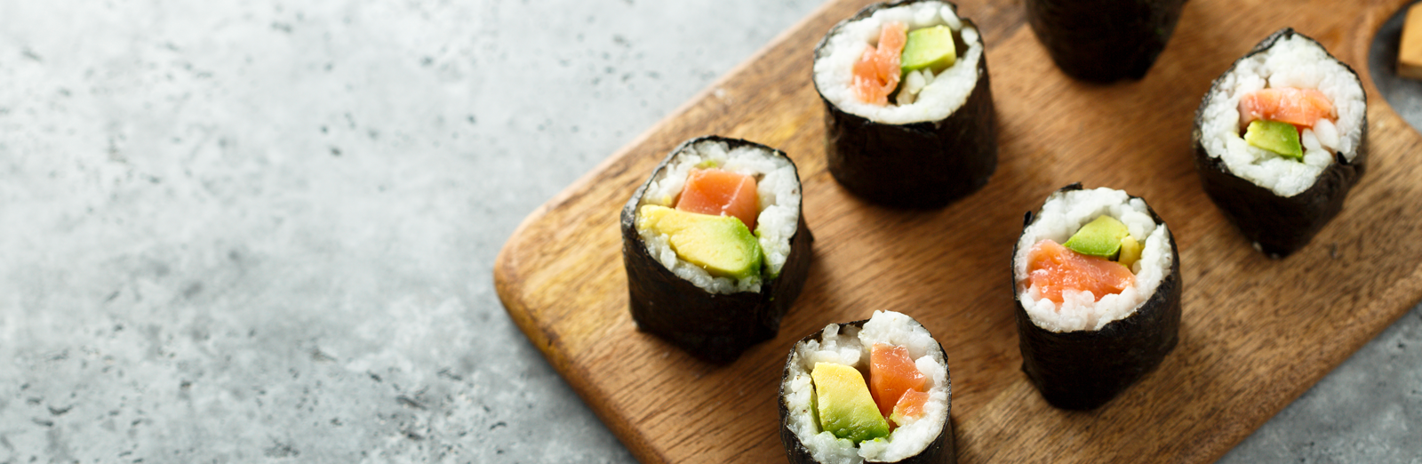 cauliflower-sushi-rolls-1600x522.png